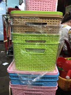Rổ nhựa giả mây có nắp
