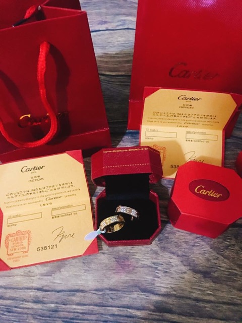 Nhẫn catier full xoàn full box cao cấp