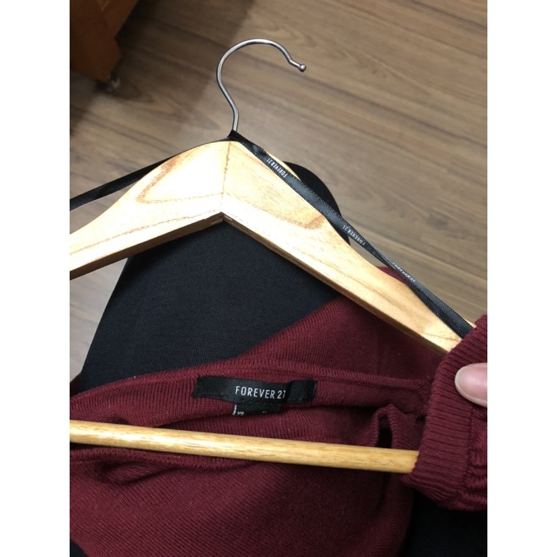 Váy len F21 Authentic