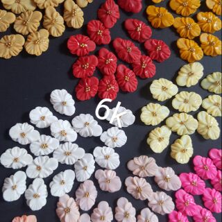 Combo 60 bông đủ màu 550k. Hoa Cẩm chướng hoa ôm chuẩn đẹp vừa phom móng. Shop cung cấp đầy đủ các loại hoa bột........