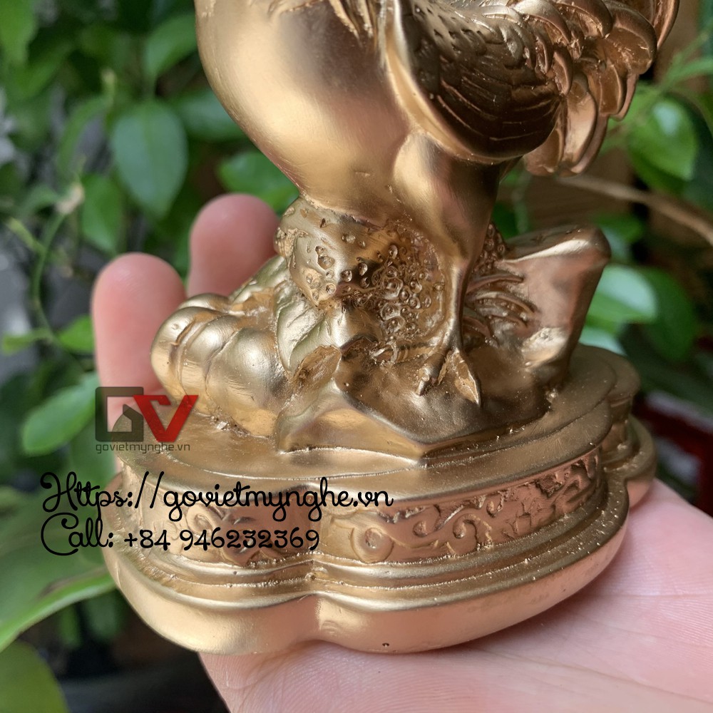 Tượng đá con gà trống trang trí phong thủy để bàn làm việc - Cao 12cm - Màu nhũ đồng