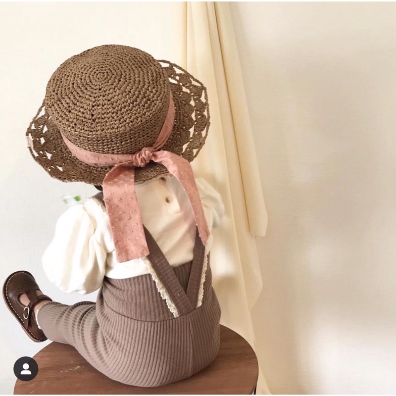 Quần yếm peekaboo made Korea