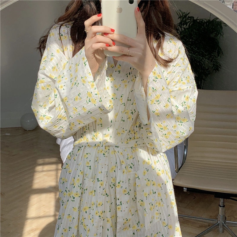 Áo ngủ pyjamas tay dài mùa xuân mùa hè và mùa thu phong cách kimono Nhật Bản cổ chữ V cho phụ nữ.