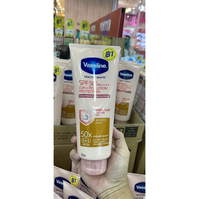 Vaseline Thái Lan 50x sáng da chống nắng 320ml