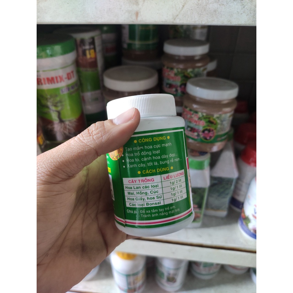 Phân Bón Kích Ra Hoa Micro-Green 16-31-16 hủ 100gr