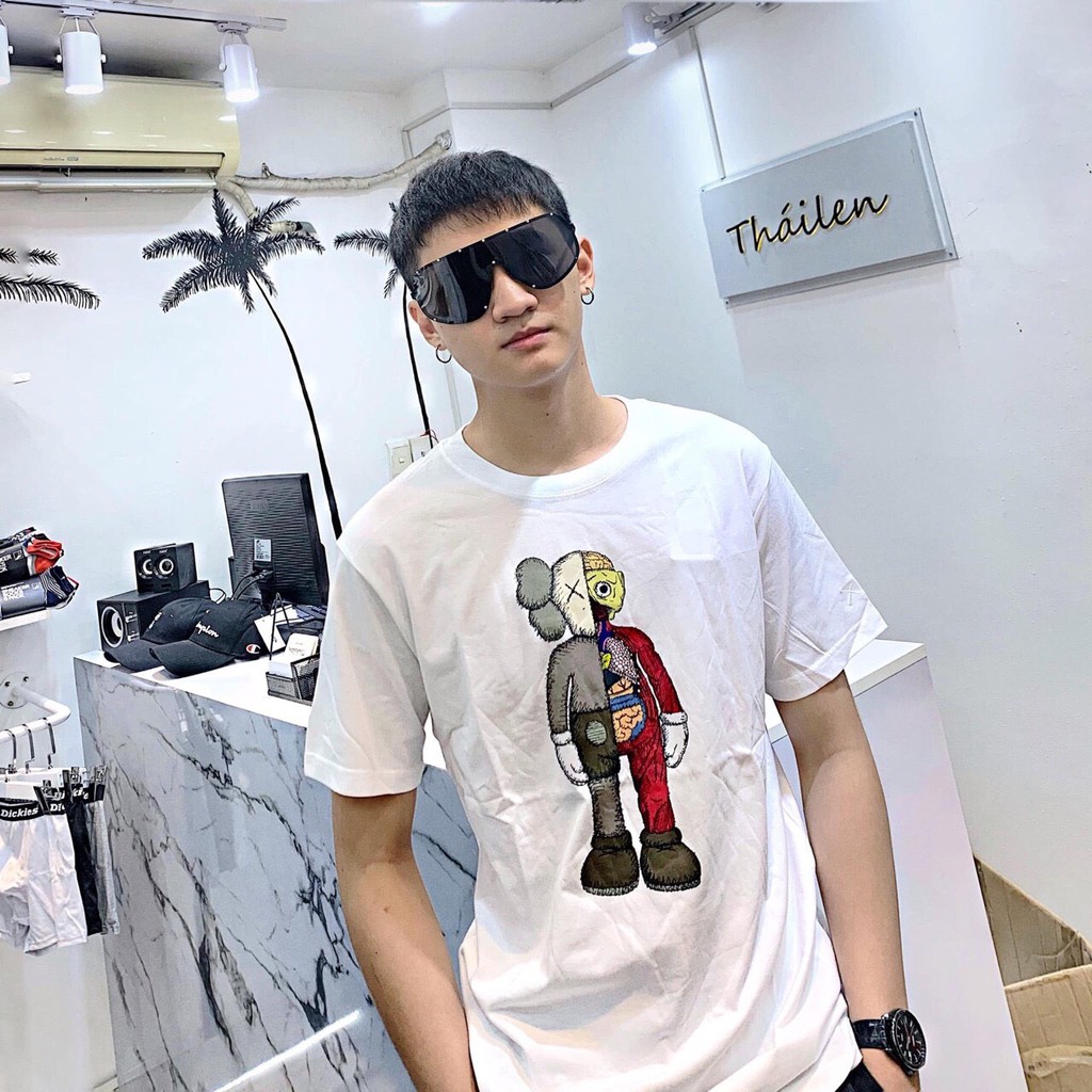 Áo thun  form rộng trắng hoạt hình KAWS nam nữ unisex oversize tay lỡ cổ tròn tee | Lee Hoàng Group