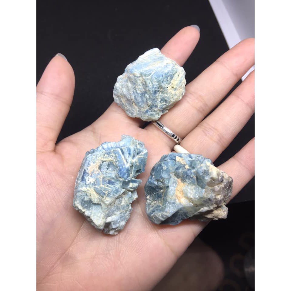 AQUAMARINE thô chỉ từ 5k