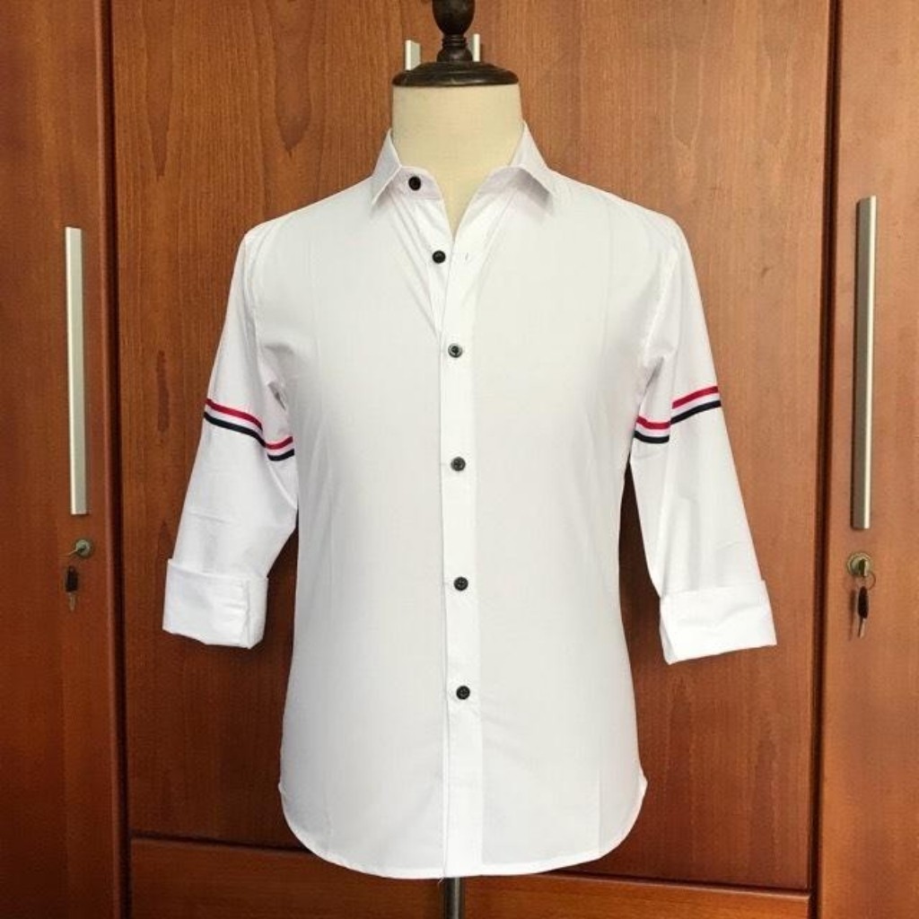 Áo sơ mi dài tay Hàn Quốc dáng ôm họa tiết cổ bẻ vải lụa đẹp chống nhăn, chống xù | BigBuy360 - bigbuy360.vn