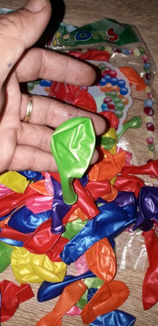 Sét 100 quả bong bóng xi loại tròn nhiều màu sắc khi bơm 36cm