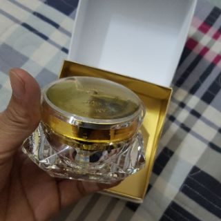 Kem sữa dê hàn quốc