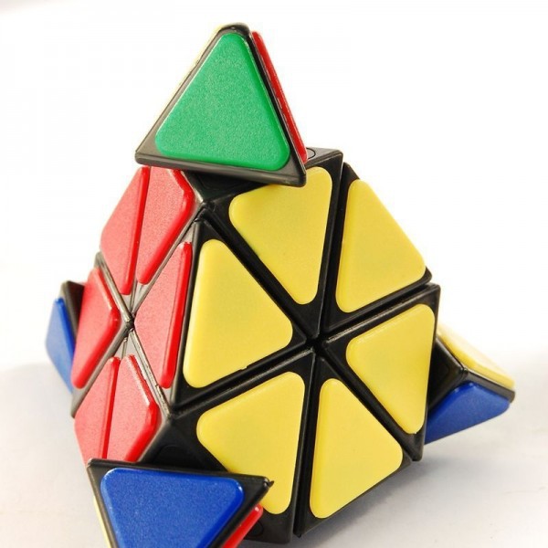 Rubik Pyraminx Xếp Hình Tam Giác