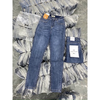 Mã 9123 - quần bò ôm co giãn đủ size cài khuy da