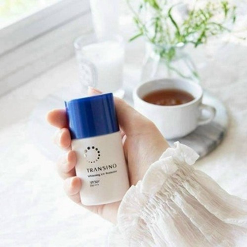 Kem dưỡng ban ngày Transino 30ml Nhật Bản