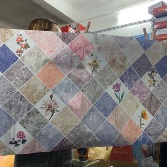 Cuộn Giấy Hoa Văn Dán Tường Nhà Bếp Chống Thấm Dầu Mỡ Có Keo Dán Sẵn