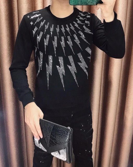 Áo Thun GVC tia sét đính đá( hàng có sẵn) | BigBuy360 - bigbuy360.vn