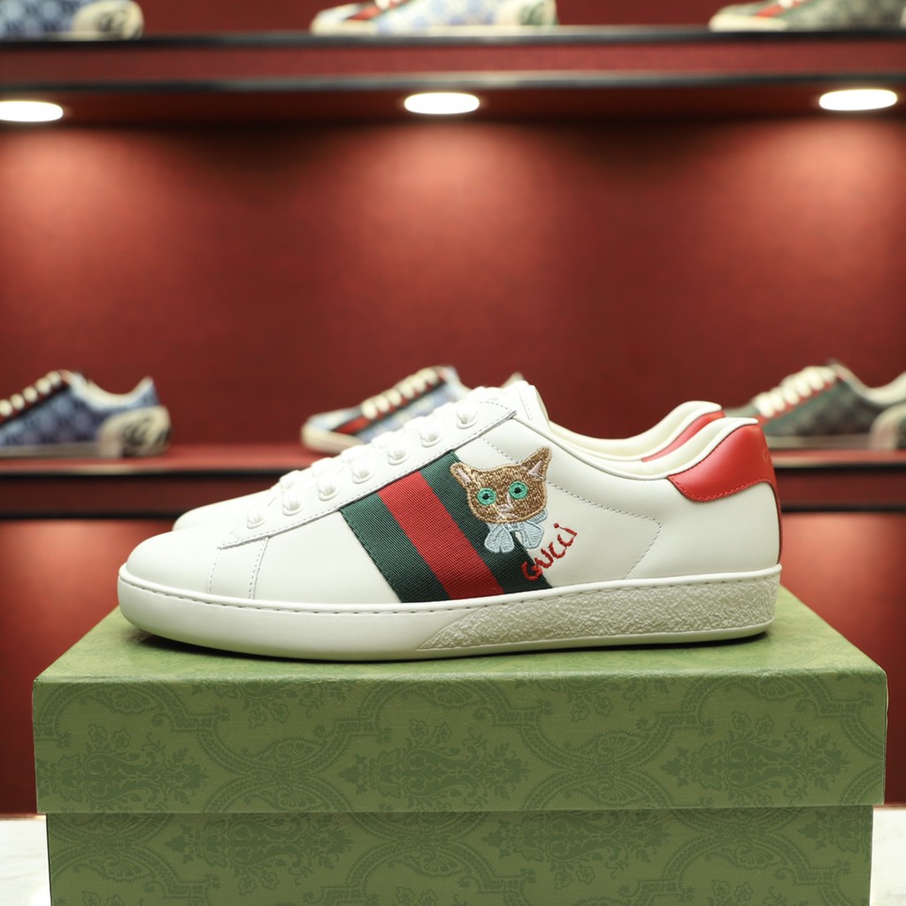 Giày thể thao nam thêu hình thú gucci GC