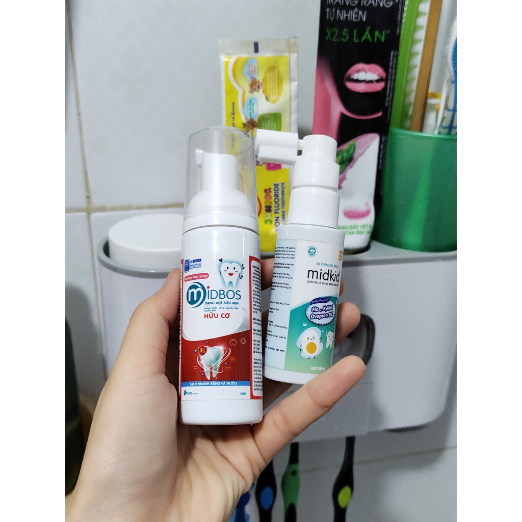 Xịt chống sâu răng Midkid cho bé từ 1 tuổi giúp làm sạch và bảo vệ men răng,ngăn ngừa mảng bám ố vàng
