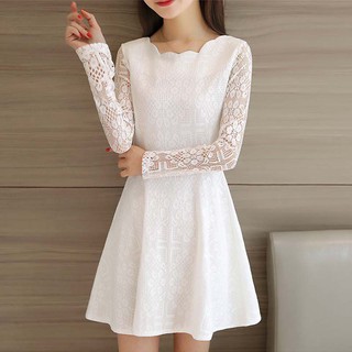 Đầm ren tay dài cổ lọ