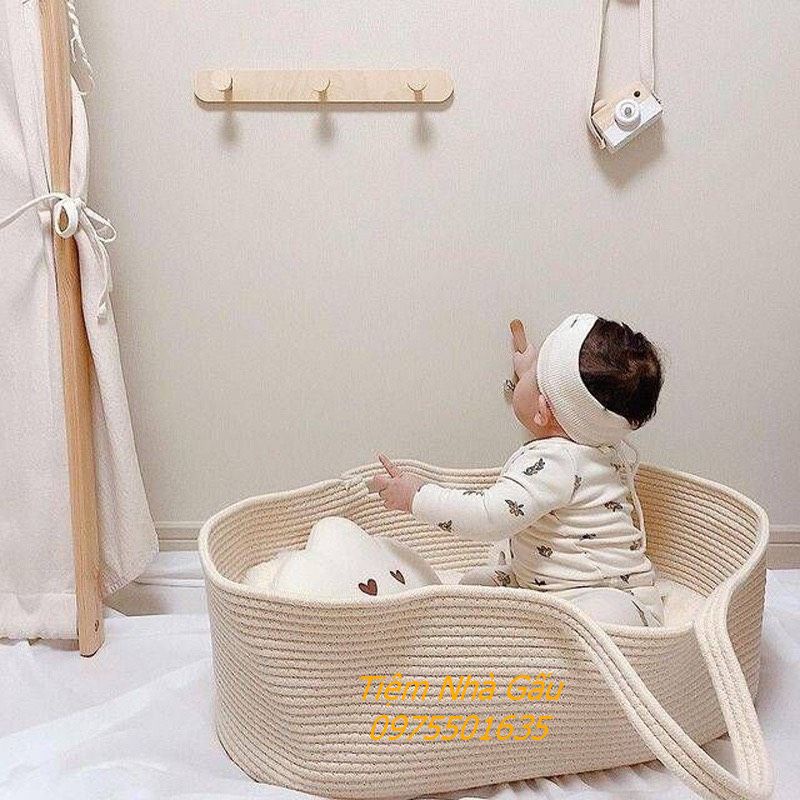 Nôi vải giỏ quai xách cỡ đại cho bé nằm chơi, chụp hình kèm đệm