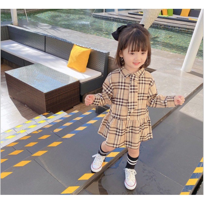 Đầm dài tay thắt nơ phong cách Burberry cho bé gái