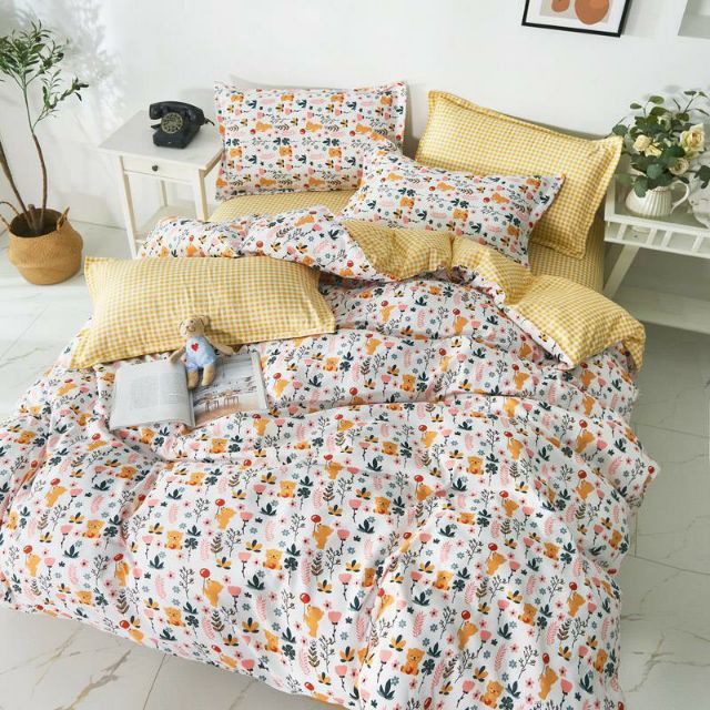 Bộ Chăn Ga Gối Bé Gấu Và Hoa Cotton Poly