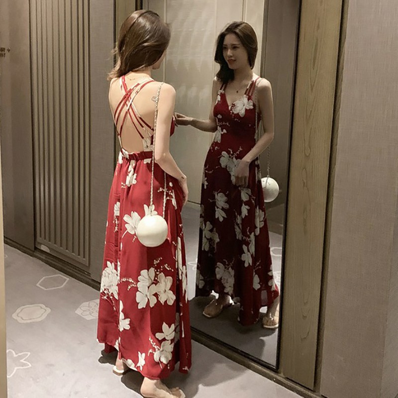 Đầm Maxi hoạ tiết hoa thiết kế cổ chữ V nữ tính