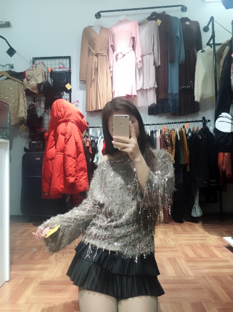 Áo kim sa lệch vai