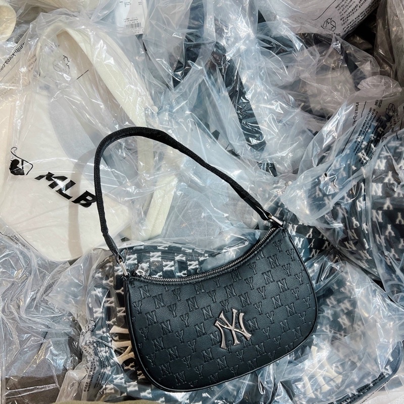 TÚI KẸP NÁCH MLB LOGO CHÌM