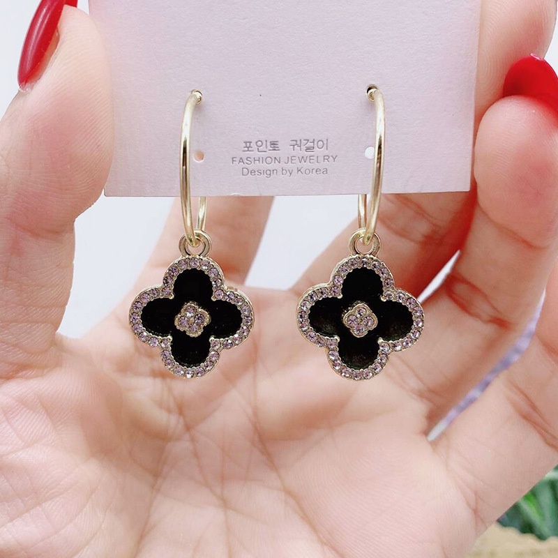 Bông Tai Hình Cỏ Ba Lá Màu Đen Đơn Giản Thời Trang Cao Cấp