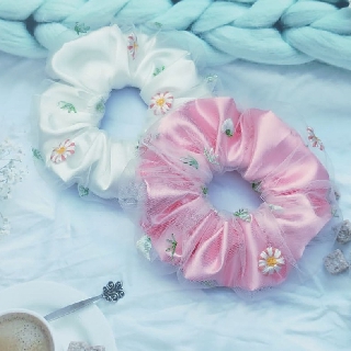 Dây buộc tóc Scrunchies hoa cúc 2 lớp