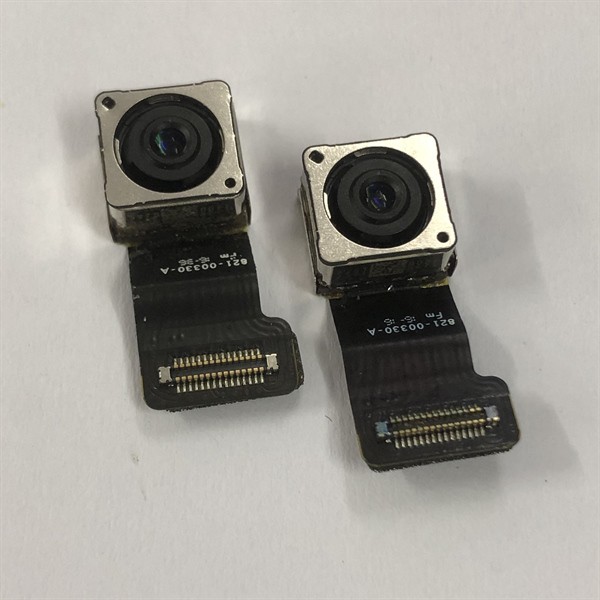 Camera sau iPhone 5C