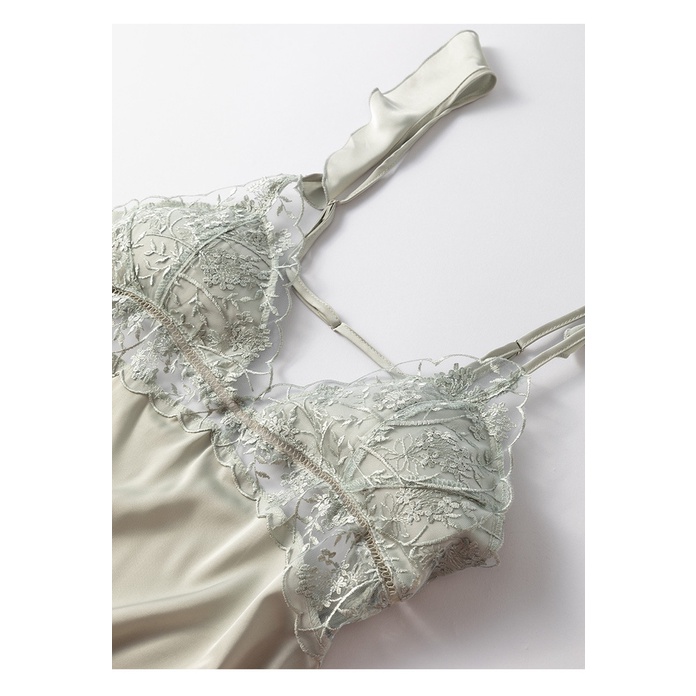 Bộ Đồ Ngủ Vải Lụa Mỏng Phối Ren Có Miếng Đệm Ngực Thời Trang Mùa Hè Quyến Rũ Cho Nữ