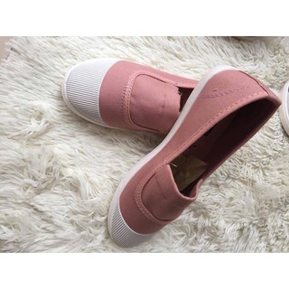 Giày slipon vải