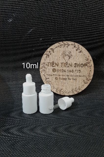 Chai thủy tinh sơn trắng vai vuông 10ml đầu bóp