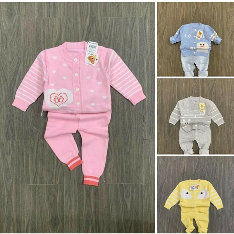 {4-13Kg} Bộ áo len cúc giữa dài tay Quảng Châu cho bé size nhí M307