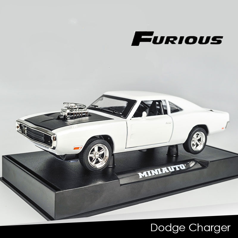 Mô hình xe Dodge Charger 1970 tỉ lệ 1:32 hãng JIANYUAN