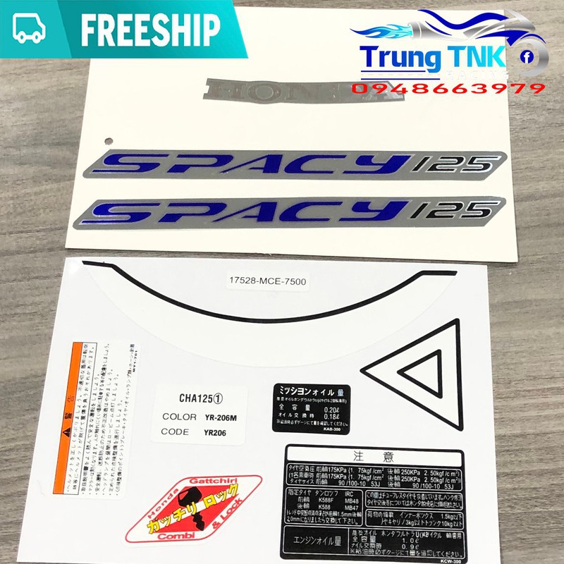 Tem honda spacy 125 màu trắng.