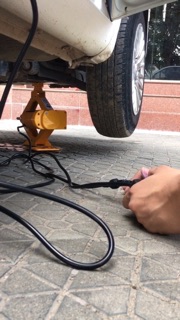 Bộ thay lốp mini đa năng cho xe ô tô