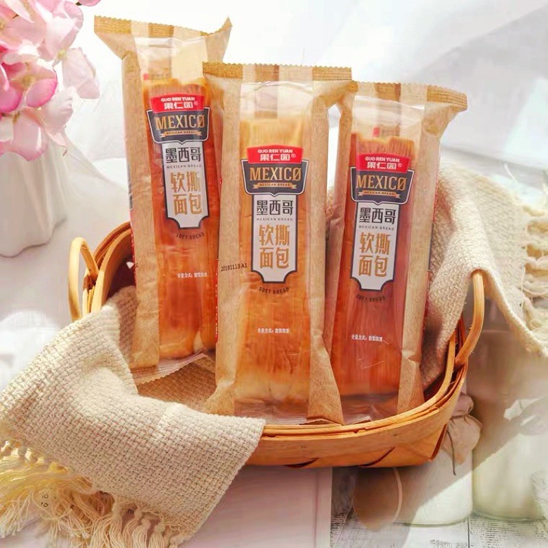 Bánh mì dài bơ sữa