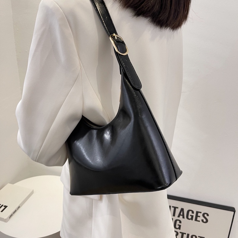 Túi Xách Đeo Vai Hình Vuông Nhỏ Sơn Màu Kiểu Dáng Đơn Giản Mẫu Mới 2022