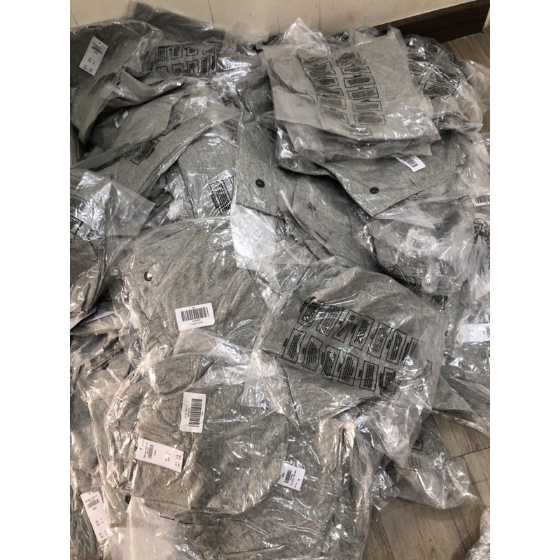 Áo thun Holister cổ ❤️