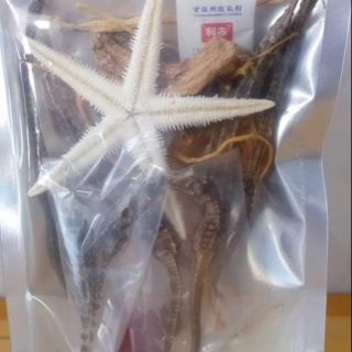 Combo cá ngựa ngâm rượu - Hải mã ( ngựa biển) - Hải long -Hải xà - Hải yến - Sao biển: Đẳng sâm- Kỷ tử- Táo đỏ 