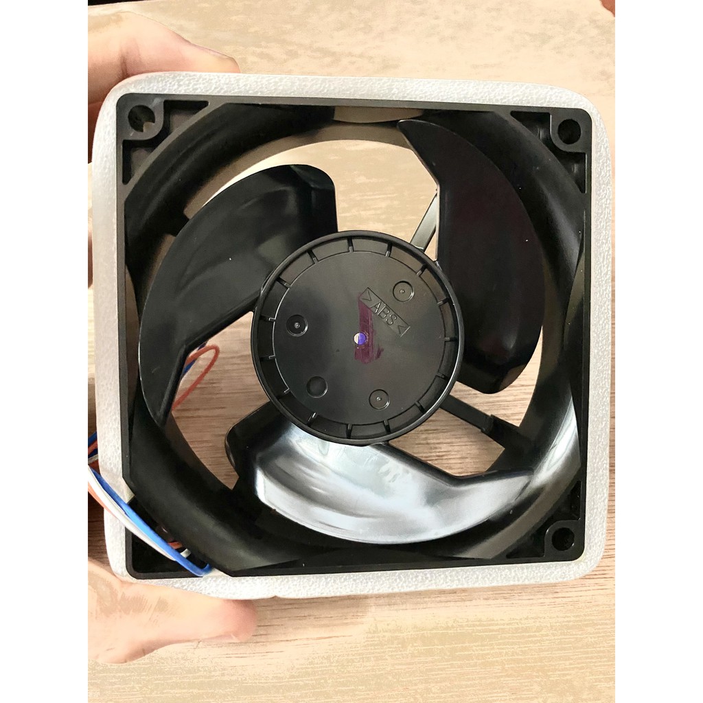 Quạt tủ lạnh Hitachi 9*9 3 dây DC 12V