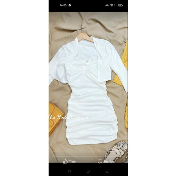 Sét đầm len trắng  cúp tim nhúm áo khoác lửng dài tay. Váy đệp diện tiết