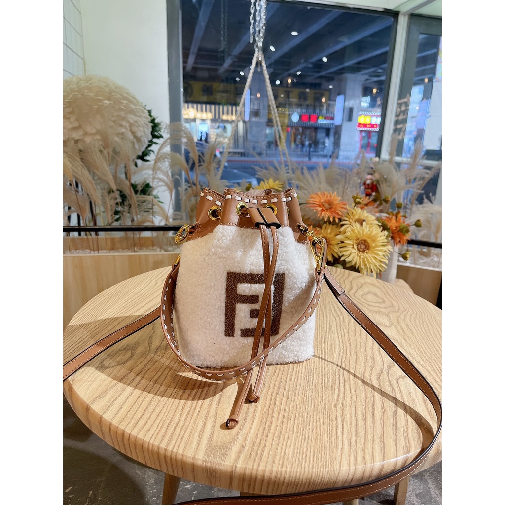Túi Fendi* cao cấp