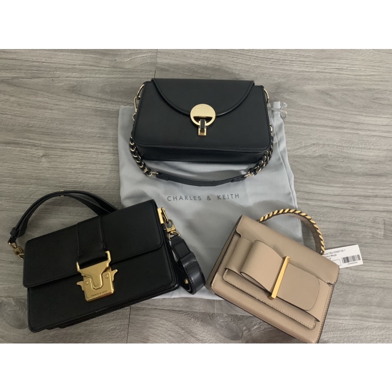 Thanh lý túi Charles & Keith
