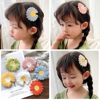 Kẹp tóc len hoa cúc nhiều màu to bản