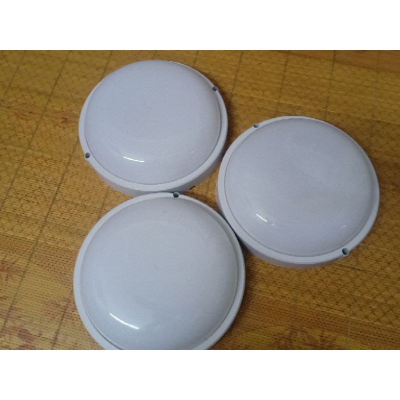 Đèn ốp trần led chống ẩm 20w ánh sáng trắng chuyên dùng cho phòng vệ sinh nhà tắm nhưng nơi ẩm có hơi nước