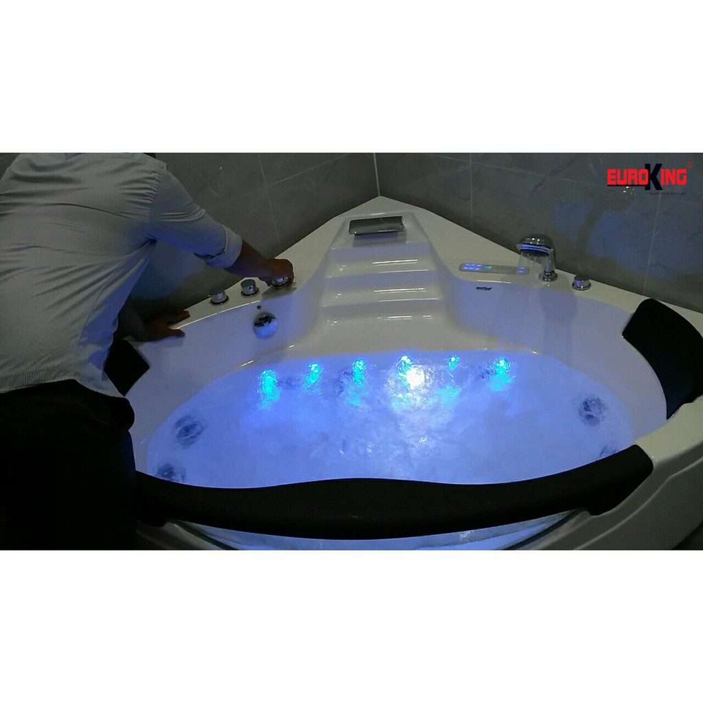 Bồn tắm massage cao cấp Euroking EU-6162D, bảo hành chính hãng 02 năm