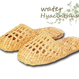 Dép lục bình đan mắt cáo